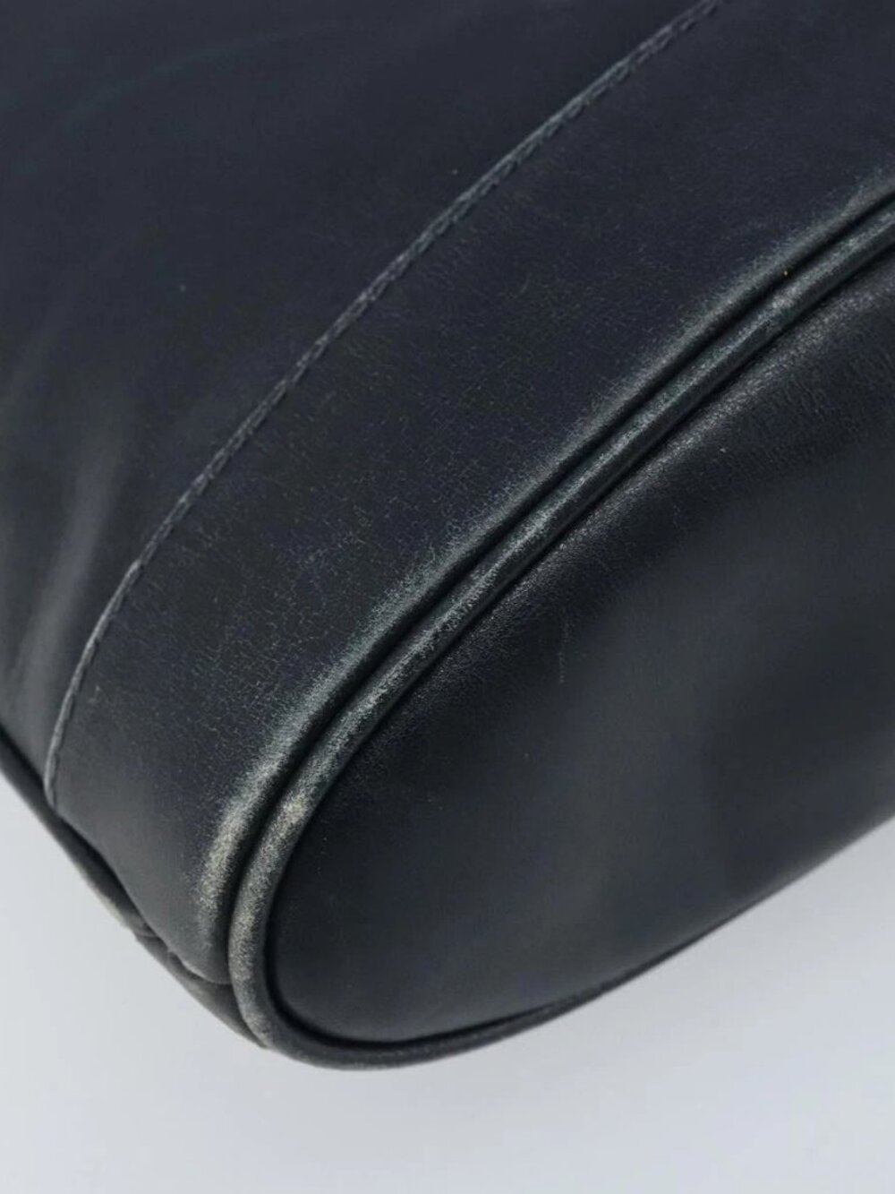 GUCCI Shoulder Bag Leather Black Gold - Picture 5 of 16